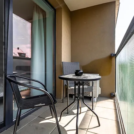 Free Parking - Adm New Studio, Location Apartmán