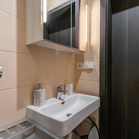 Appartamento Free Parking - Adm New Studio, Location Bratislava