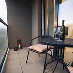 Free Parking - Adm New Studio, Location Apartment