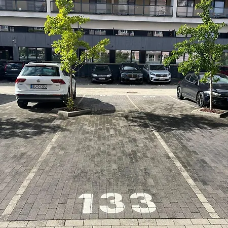 Διαμέρισμα Free Parking - Adm New Studio, Location Μπρατισλάβα